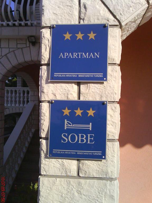 Apartments Tonimir Vodice Eksteriør billede