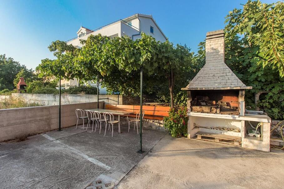 Apartments Tonimir Vodice Eksteriør billede