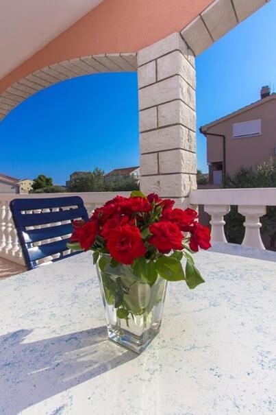 Apartments Tonimir Vodice Eksteriør billede