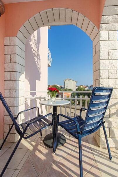 Apartments Tonimir Vodice Eksteriør billede