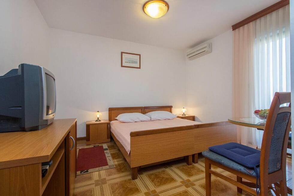 Apartments Tonimir Vodice Eksteriør billede