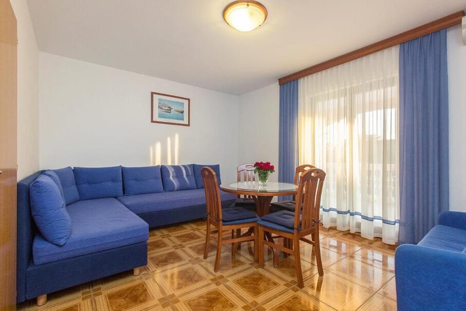 Apartments Tonimir Vodice Eksteriør billede