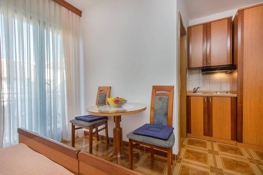Apartments Tonimir Vodice Eksteriør billede