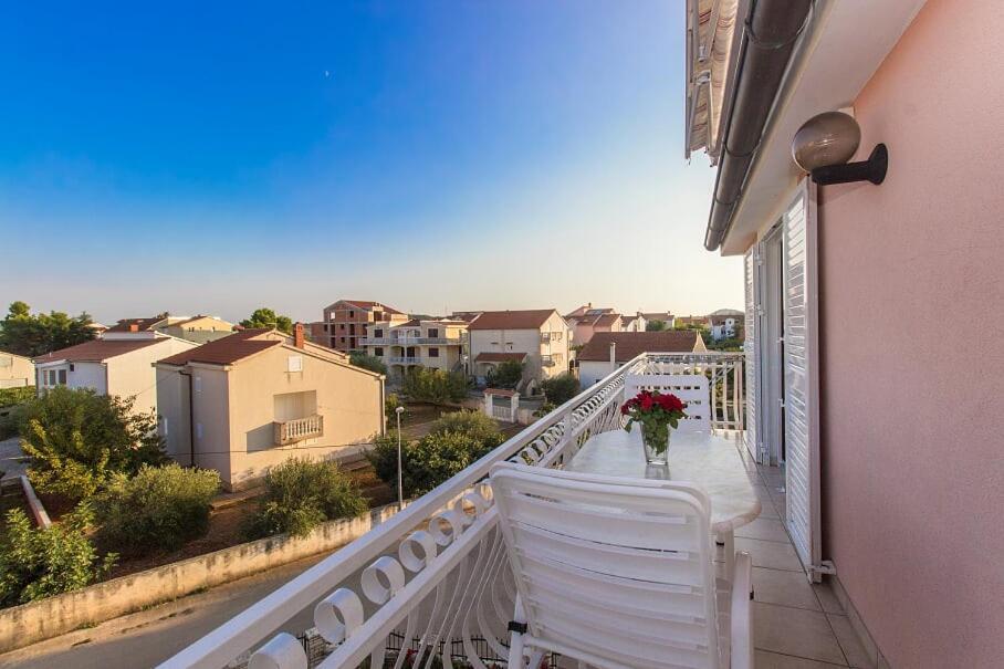 Apartments Tonimir Vodice Eksteriør billede